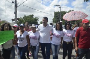 bahianoticia.com.br serrinha caminhada contra o feminicidio reuniu centenas pelas avenidas do municipio thumbnail