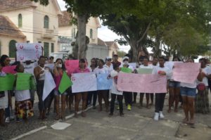 bahianoticia.com.br serrinha caminhada contra o feminicidio reuniu centenas pelas avenidas do municipio thumbnail 72