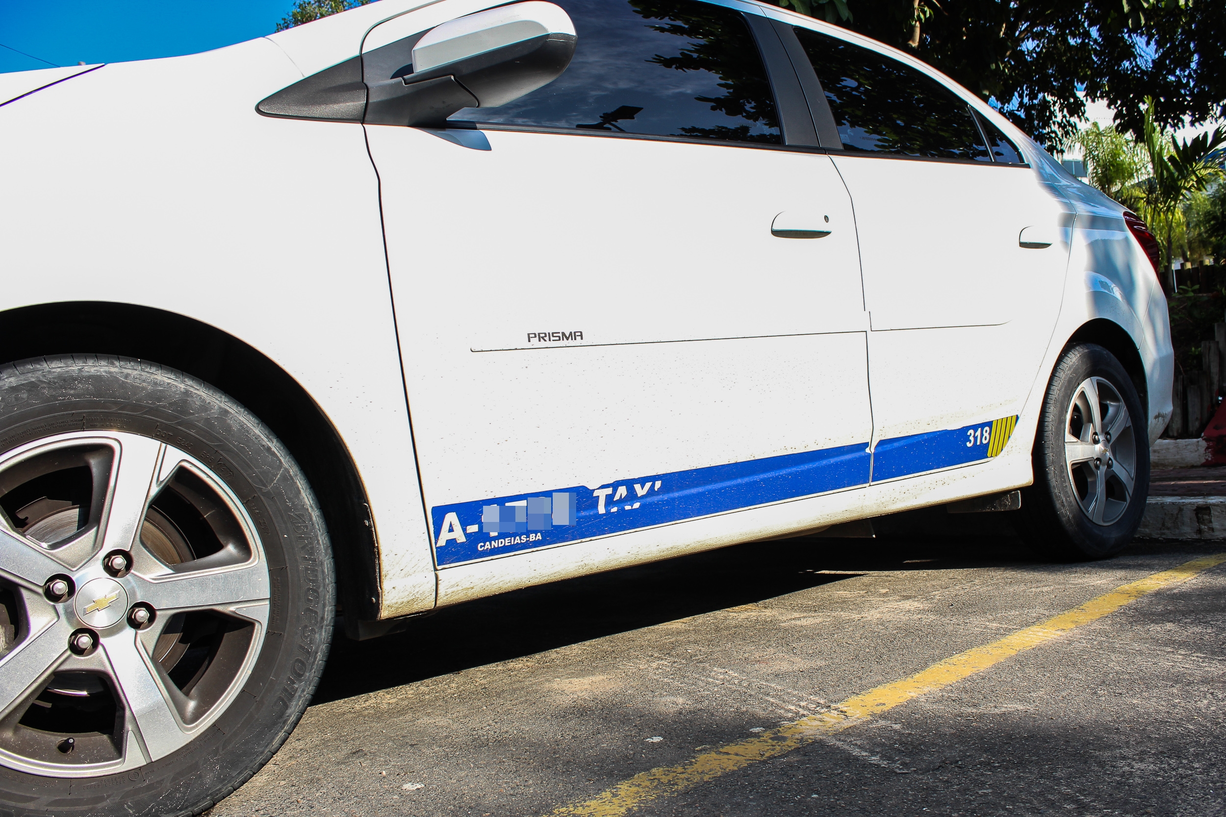 Candeias: Táxis do município terão nova faixa de identificação. Confira! 1 Candeias: Táxis do município terão nova faixa de identificação. Confira!