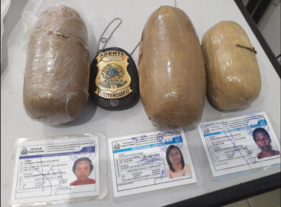 Feira de Santana: Serrinhenses são presas após tentarem entrar no Conjunto Penal com maconha nas partes íntimas. Confira! 1 Feira de Santana: Serrinhenses são presas após tentarem entrar no Conjunto Penal com maconha nas partes íntimas. Confira!