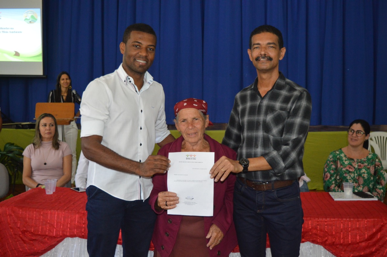 Portal do Sertão: Prefeito Jailson Costa participa de evento de autorização para construção de cisternas em Santa Bárbara. Confira! 1 Portal do Sertão: Prefeito Jailson Costa participa de evento de autorização para construção de cisternas em Santa Bárbara. Confira!