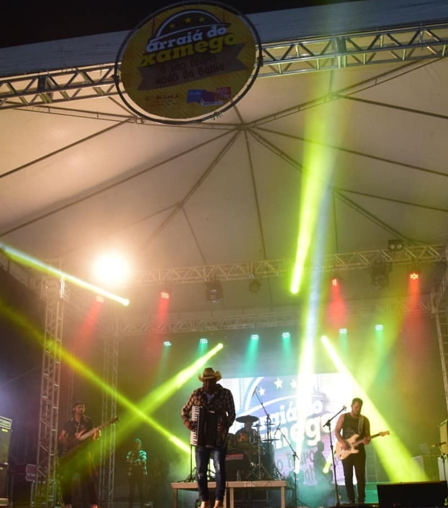 Conceição da Feira: Primeira noite do tradicional São Pedro foi um sucesso. Confira! 6 fff