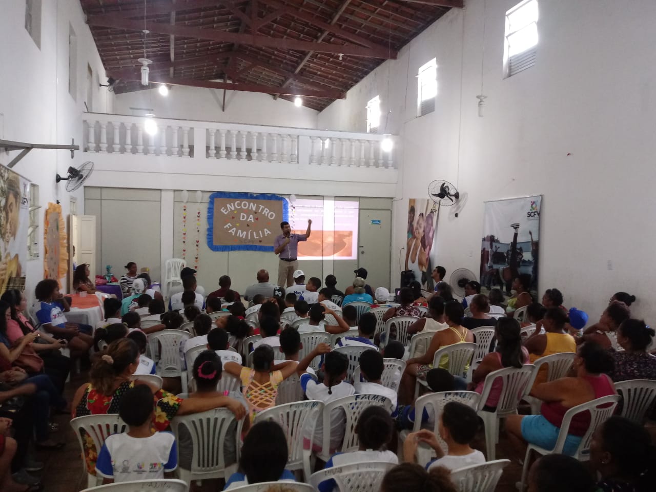 Maragojipe: Secretaria de Desenvolvimento Social e SCFV e Cras, realizam encontro da família. Confira! 1 Maragojipe: Secretaria de Desenvolvimento Social e SCFV e Cras, realizam encontro da família. Confira!