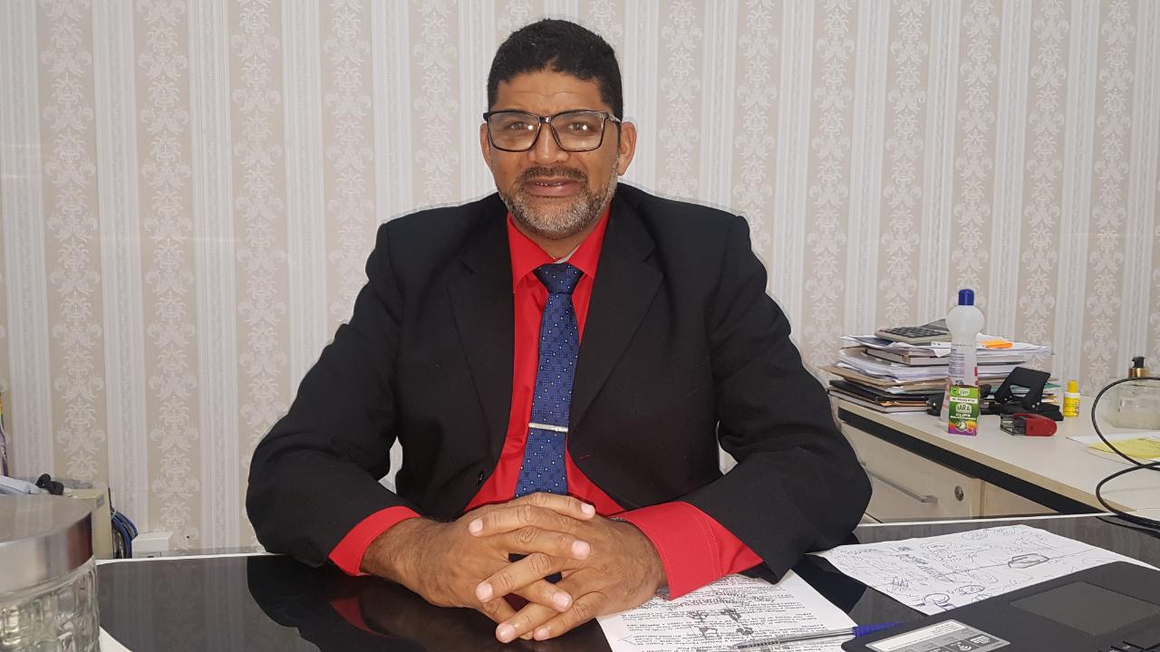 Serrinha: Entrevista exclusiva com Vereador Sargento Jean e Repórter Explosão. Confira! 1 Serrinha: Entrevista exclusiva com Vereador Sargento Jean e Repórter Explosão. Confira!