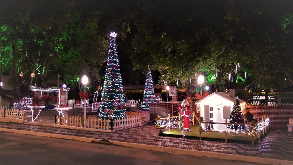 Serrinha: Com presença marcante da população, iluminação e decoração de Natal são inauguradas. Confira! 1 Serrinha: Com presença marcante da população, iluminação e decoração de Natal são inauguradas. Confira!