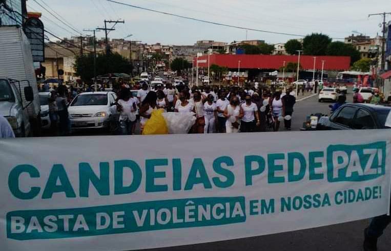 Municípios: Paz e justiça foi a manifestação de familiares e amigos do saudoso vereador Júnior CCA, morto por violência em Candeias. Confira! 1 Municípios: Paz e justiça foi a manifestação de familiares e amigos do saudoso vereador Júnior CCA, morto por violência em Candeias. Confira!