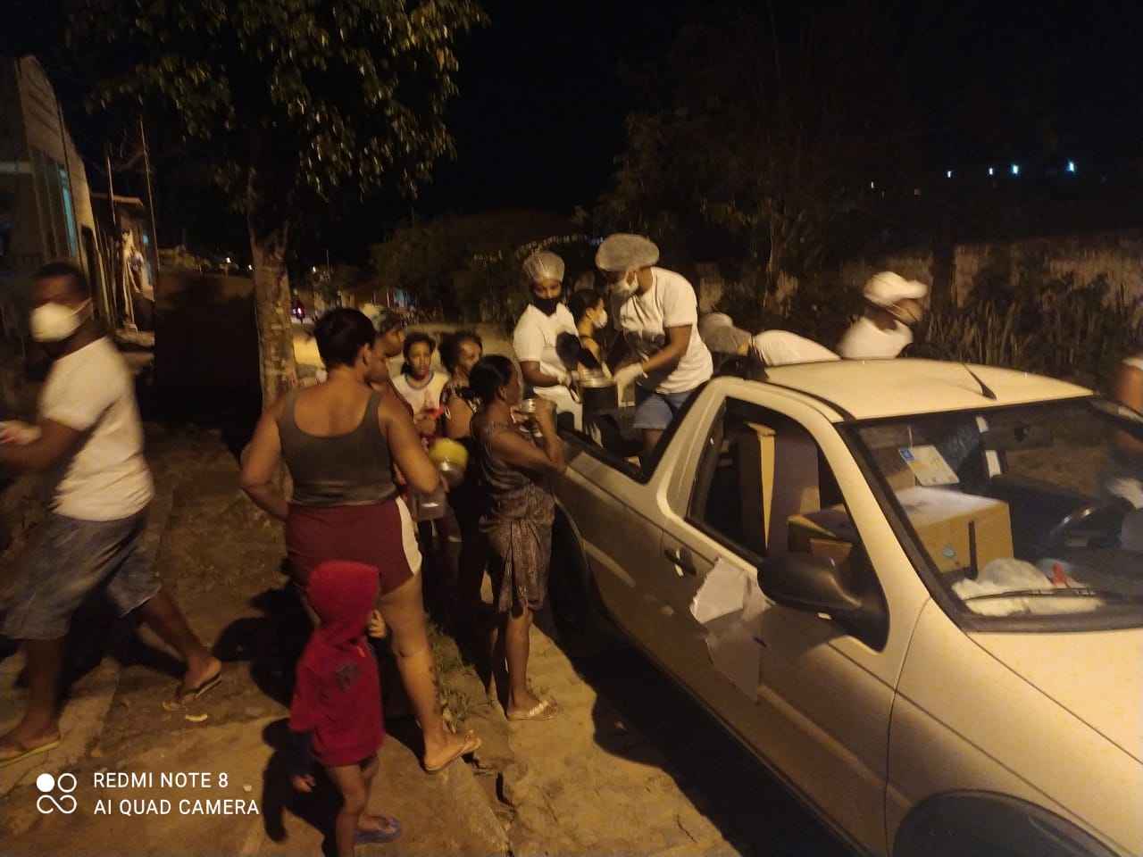 Municípios: Grupo Alegre e Solidário realiza mais uma ação social em Conceição da Feira. Confira! 1 Municípios: Grupo Alegre e Solidário realiza mais uma ação social em Conceição da Feira. Confira!