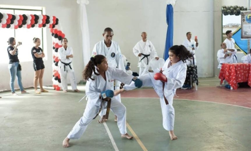 7CD7E8D6 2ABB 4227 B070 1CC432ECE4E4