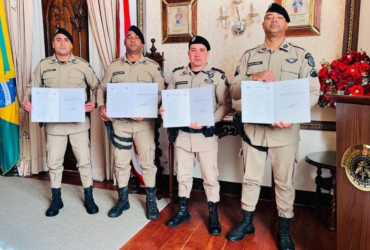 Major Diego Pestana, Cabo Jorge França, Soldados Pablo Silva Portela e Paulo Vítor, são homenageados na Parada Geral do Quartel do Comando Geral