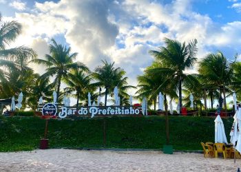 Conheça a Barraca Prefeitinho em Guarajuba