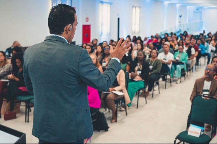 Melque Dourado lidera evento Escala Empresarial em Feira de Santana 1 Melque Dourado lidera evento Escala Empresarial em Feira de Santana