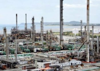 Bahia: Petrobras e Mubadala chegam à reta final para recompra da refinaria de Mataripe