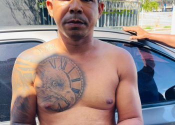 Guarnição da Peto, da 10ª CIPM de Candeias, prende suspeito de roubo de carro e moto no município