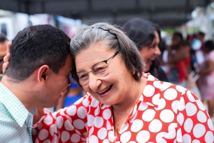 “Meu maior desejo é ser lembrada como a mãe que cuidou dos filhos de São Sebastião do Passé com todo o carinho e dedicação”, afirma Nilza da Mata