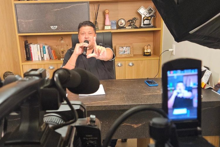 Prefeito de Euclides da Cunha, Luciano Pinheiro confirma pré-candidatura a estadual e diz que já avisou aliados, governador e ministro