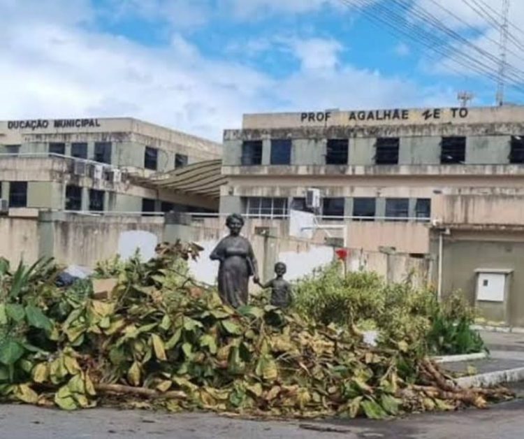 Educação de Madre de Deus está em queda livre