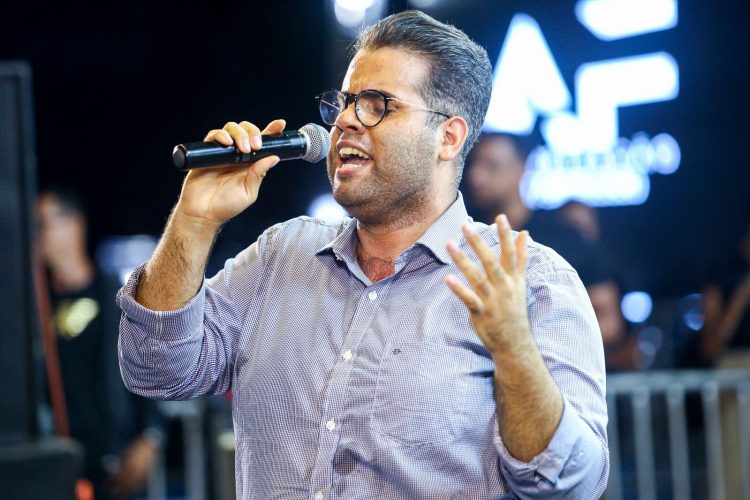 Candeias: Davi Sacer, Gabriel Esquivel e Eli Soares animam o penúltimo dia da Semana Evangélica 2024