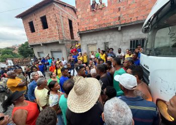 Maragojipe: Prefeito Valnício torna impossível sonho dos moradores de Nagé de ter pavimentação asfáltica enviada pelo governo do estado 1 Maragojipe: Prefeito Valnício torna impossível sonho dos moradores de Nagé de ter pavimentação asfáltica enviada pelo governo do estado