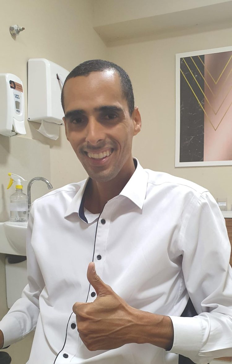 Confira mais uma entrevista com o médico psiquiatra Dr. Cleber Santana e saiba a diferença entre Esquizofrenia e Psicose