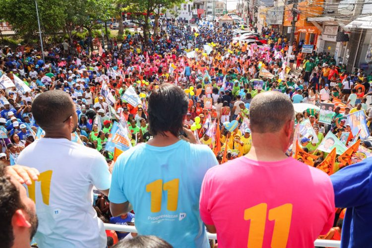 Dr. Pitágoras, Eriton Ramos e Washington do Passé realizaram no último domingo (15) a maior manifestação política da história de Candeias