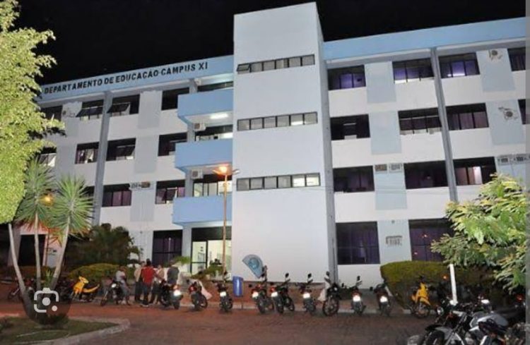 Falta de professores pode ser sinal de “sucateamento” na UNEB