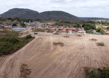 Prefeito João de Furão transforma Conceição da Feira com conquistas históricas em habitação e emprego