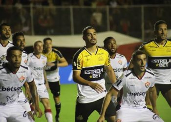 Vitória vence o Criciúma e respira aliviado na luta contra o rebaixamento