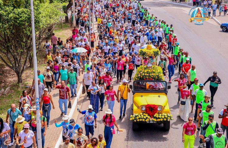 Candeias: XIV Peregrinação Fé e Luz acontece neste domingo (10) 1 Candeias: XIV Peregrinação Fé e Luz acontece neste domingo (10)