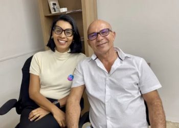 Jornalista Uilson Victor entrevista a direção do hipermercado Revel um dos maiores geradores de emprego e renda da região de Candeias