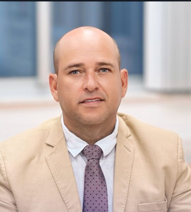 Deputado Estadual Binho Galinha usa rede sociais para repudiar a fala do presidente da Assembleia Legislativa da Bahia (Alba), deputado Adolfo Menezes