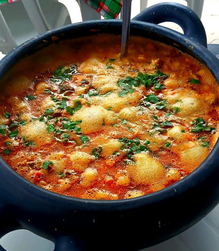 Feijoada do Mar: A melhor Feijoada de Mariscos que Feira de Santana merece