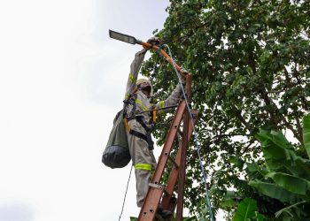 Alan Kássio, fenômeno da nova secretaria SEMAN, trabalha a todo vapor mantendo a excelência dos serviços públicos em Candeias