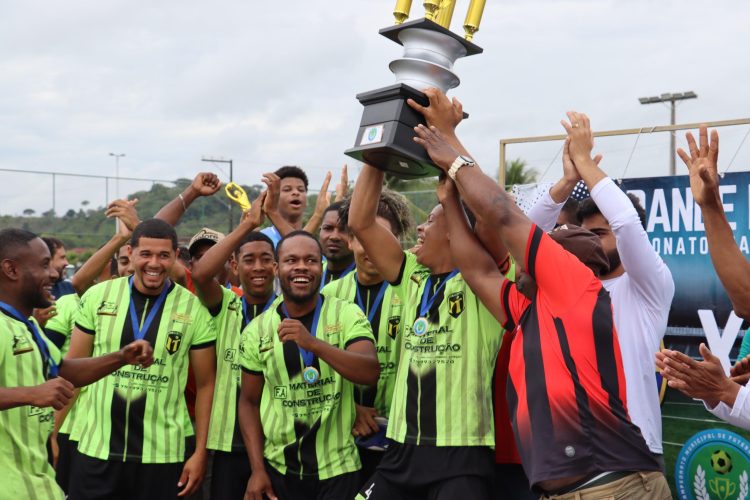 Itanagra: “Seguimos mudando a realidade da juventude por meio do esporte”, afirma o prefeito Marcus Sarmento na final do campeonato municipal de futebol