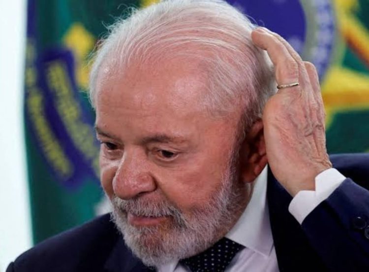 Brasil: Após repercussão negativa e fake news, governo Lula decide revogar ato da Receita Federal que iria fiscalizar o Pix