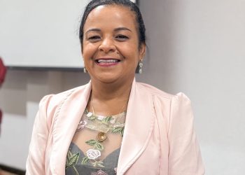 Rosana de Bobó é eleita presidente da Câmara de Vereadores de Candeias