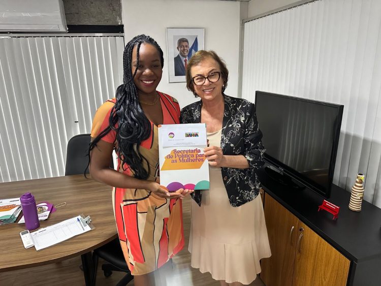 Candeias: Secretária Ana Paim visita a Secretaria Estadual de Políticas para as Mulheres (SPM) para ampliar projetos voltados para o município