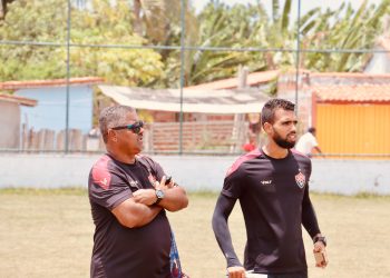 Itanagra: Avaliadores Técnicos do Esporte Clube Vitória realizam avaliação com jovens do município