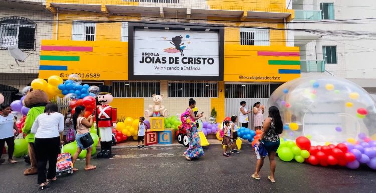 Escola Joias de Cristo pioneira na educação de qualidade em Candeias recebe crianças da Educação Infantil com muito carinho e diversão