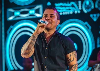 Feira de Santana: Após calote da gestão Colbert na Micareta, vereador Galeguinho SPA apresenta projeto para assegurar pagamento antecipado a artistas locais