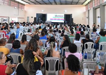 Jornada Pedagógica 2025 abre ano letivo em Santo Amaro com foco na inclusão e no combate à discriminação