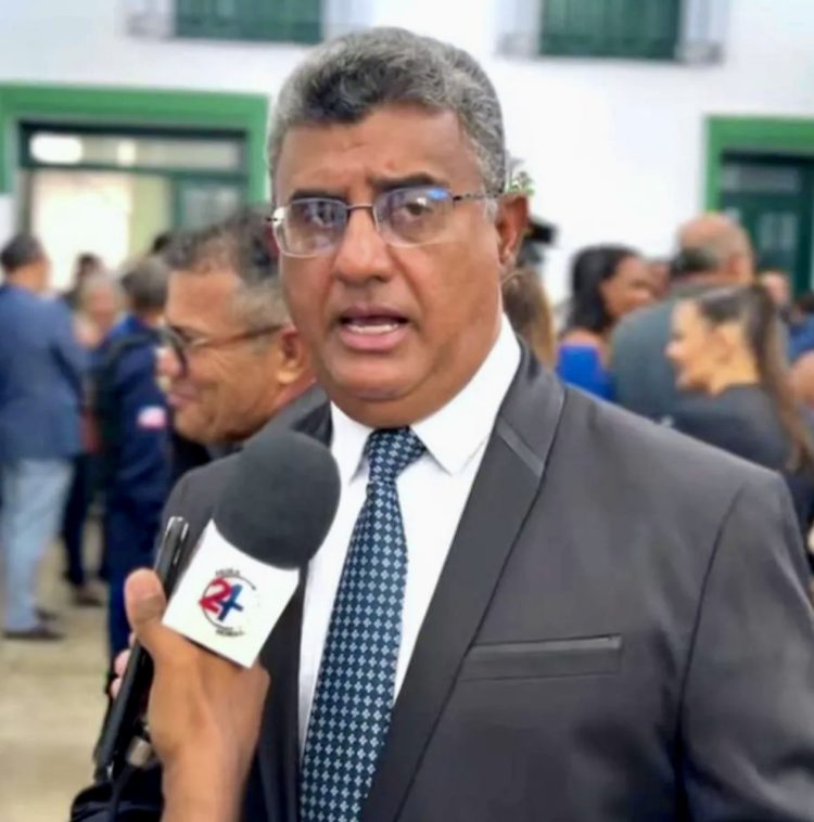 Feira de Santana: “Fui muito humilhado aqui, mas retornei pela porta da frente”, dispara vereador Lulinha