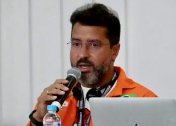 Deyvid Bacelar representa o Brasil em reunião sobre transição energética na Cidade do México