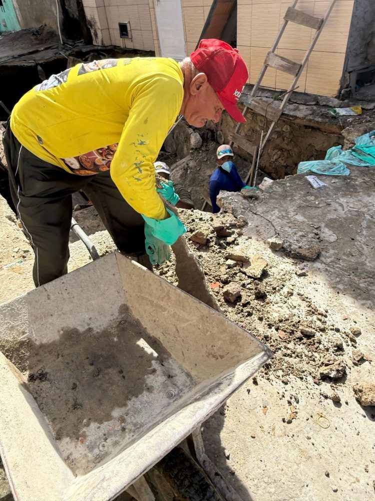 São Francisco do Conde: Prefeito Antônio Calmon inicia obras emergenciais na travessia da Babilônia após desabamento