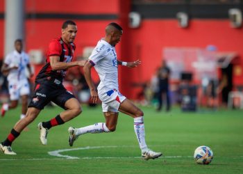 Bahia levanta a taça no Barradão e conquista o Campeonato Baiano de 2025