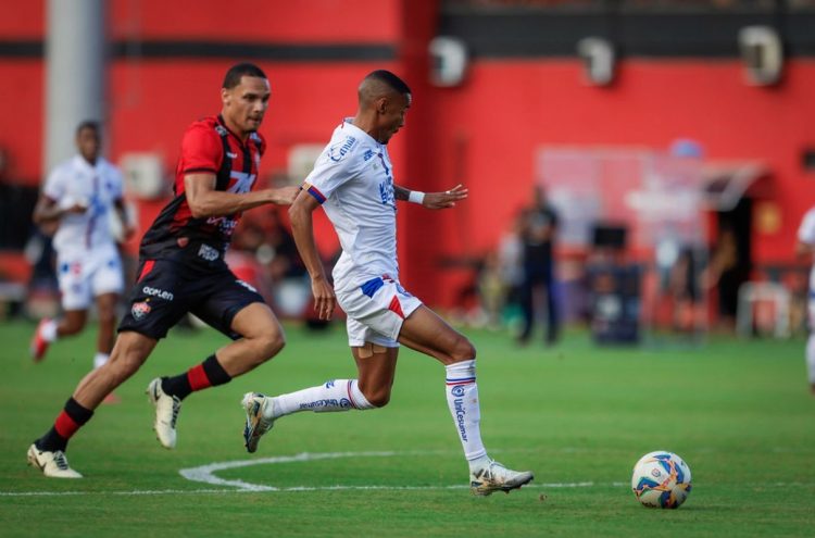 Bahia levanta a taça no Barradão e conquista o Campeonato Baiano de 2025 1 Bahia levanta a taça no Barradão e conquista o Campeonato Baiano de 2025