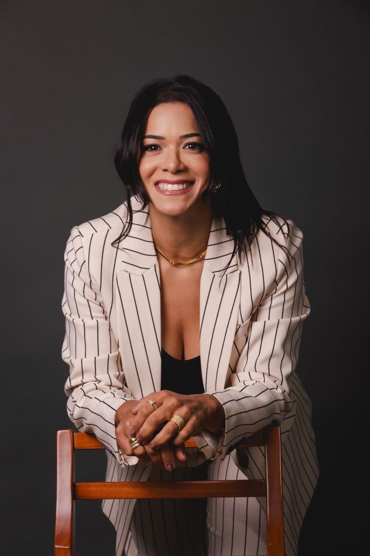 Dra. Joice Fraga te ajuda a conquistar o corpo que deseja de forma saudável, com um plano personalizado para você