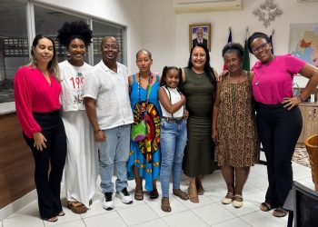 Prefeitura de São Francisco do Conde acolhe família de aluna vítima de intolerância e anuncia ações nas escolas