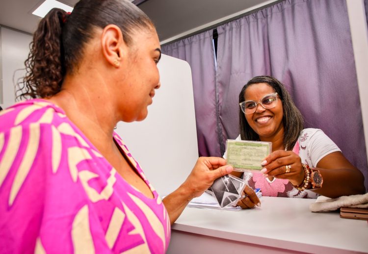 Caravana da Mulher, realizada pela gestão Eriton Ramos, fecha semana com ações na Nova Candeias 1 Caravana da Mulher, realizada pela gestão Eriton Ramos, fecha semana com ações na Nova Candeias