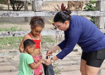 Itanagra inicia distribuição das cestas da Semana Santa para toda a população