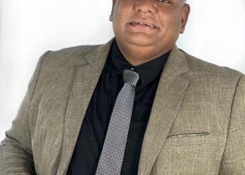 Pojuca: Vereador Fábio das Virgens propõe substituição da estátua de Amanda Nunes por homenagem a José Carvalho, e diz que projeto de lei do prefeito é inconstitucional e imoral